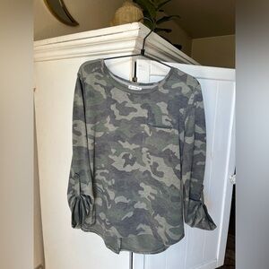 NWOT Anthropologie Jane and Delancey Camouflage Top Tunic Women’s Size L